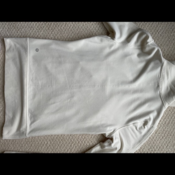 lululemon size 8 In Stride Jacket in Cream. - Picture 3 of 5
